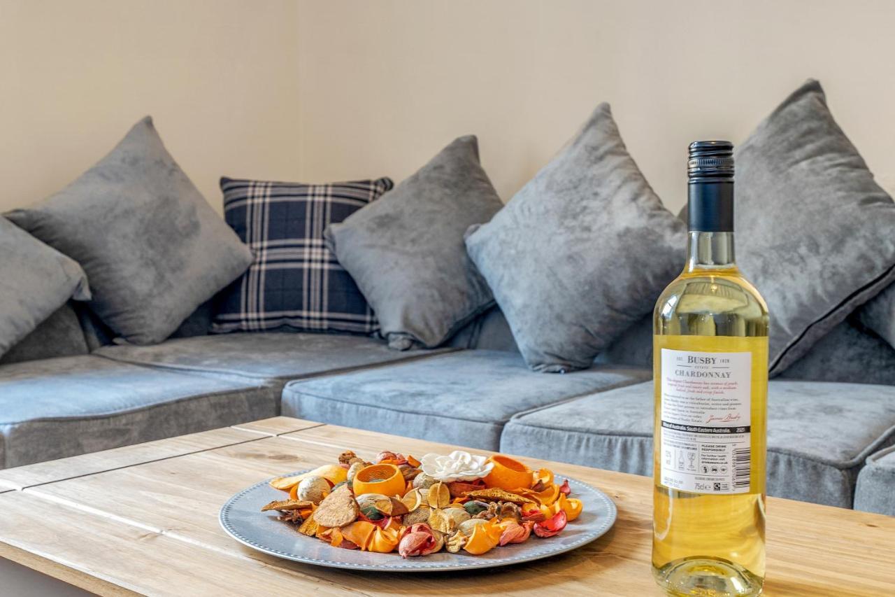 Edinburgh City Centre Jasmine Apartment -Sleeps 7 ภายนอก รูปภาพ