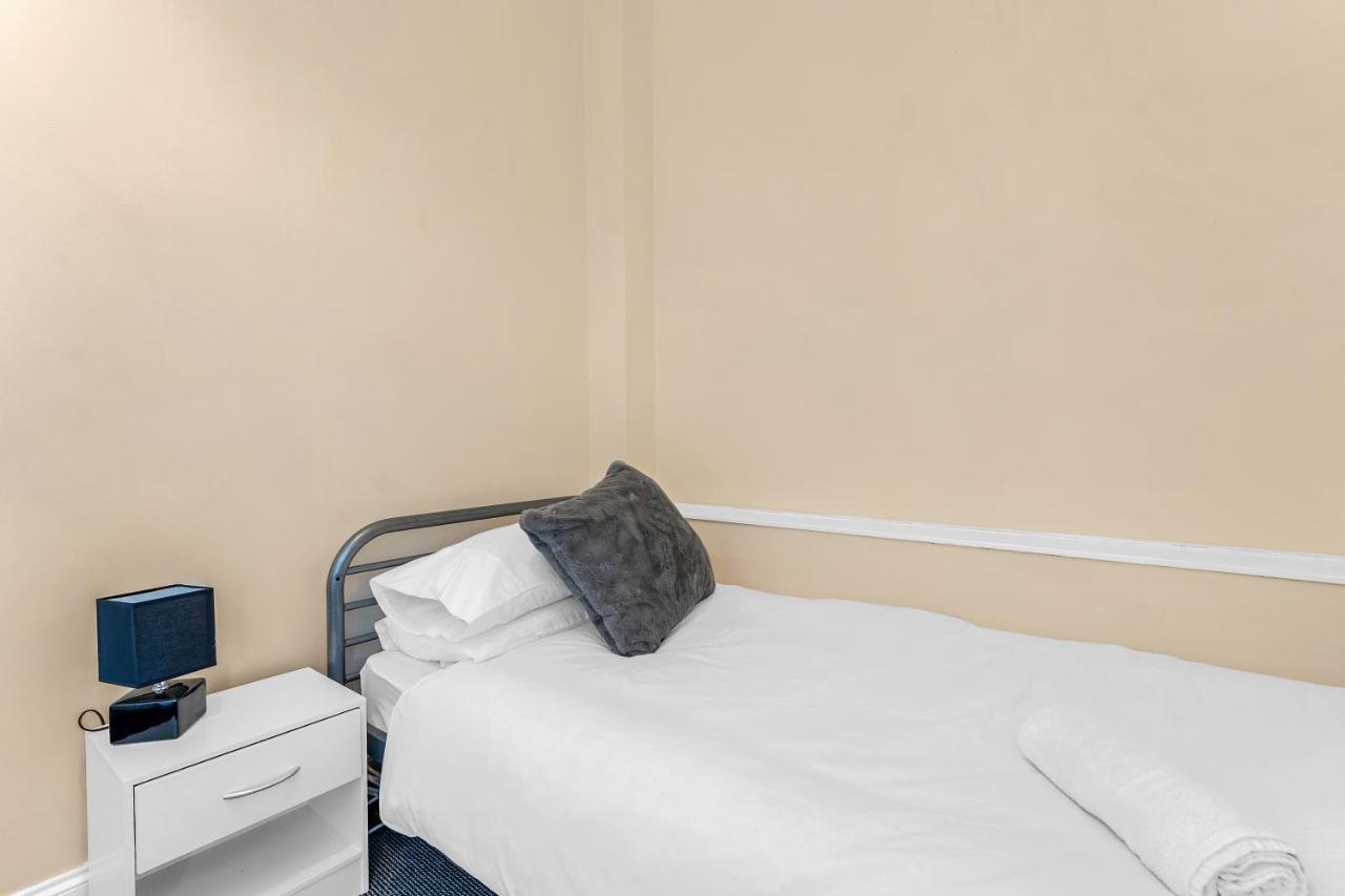 Edinburgh City Centre Jasmine Apartment -Sleeps 7 ภายนอก รูปภาพ