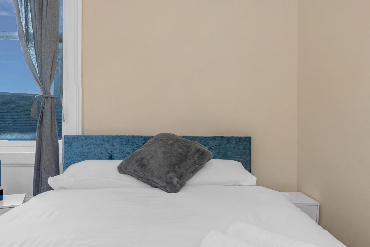 Edinburgh City Centre Jasmine Apartment -Sleeps 7 ภายนอก รูปภาพ